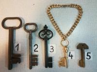 Stari ključi za vrata