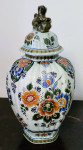 vaza s pokrovom - Delft polikromirana