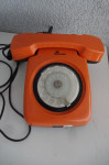 Retro vintage telefon ISKRA ELECTRONIK, oranžen, klasičen