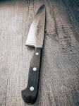 Prodam kuhinjski nož SOLINGEN GÜDE! Z dolžino rezila 21 cm