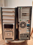 Dva računalnika za rezervne dele
