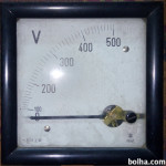 analogni voltmeter Iskra 500 V