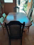 Hrastova miza in stoli
