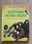 Detektivska družina Drobne: ali imajo pajki hišne ljubljenčke?