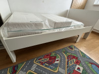 Otroška postelja IKEA (slakt) - postelja ki raste z otrokom