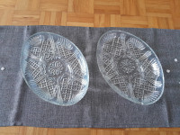 Steklen ovalni pladenj z razdelki - 2x