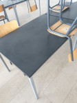 Miza mize za jedilnico s kovinskim podnožjem
