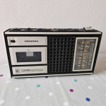 Grundig C3200 - nedelujoč radio za dele ali popravilo