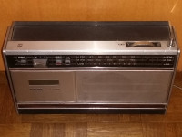 Radiokasetofon Philips RR40 (Type: 22RR 392/11R), 1970-71 -za zbiralce