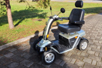 Električni invalidski skuter, voziček. Močan motor.