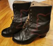 Kot novi škornji za narodno nošo, folklorni škornji (visoki gležnarji)