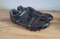 Kolesarski čevlji Shimano M065 SPD