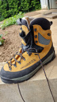 Zimski alpinistični čevlji Boreal - neuporabljeni, št. 11.5