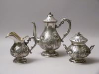 Čudovit srebrni čajni servis iz 60. & 70. let prejšjega stoletja.