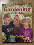 Knjiga Gardening with children