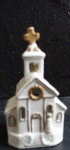 Svečnik v obliki cerkve, višina 15,5 cm