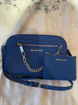 Michael Kors torbica + denarnica v modri barvi