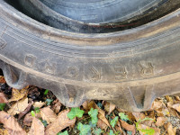 traktorske pnevmatike rekord 11,2. 28 v dobrem stanju