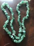 Ogrlica iz zelenih poldragih kamnov aventurin