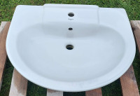 Umivalnik polvgradni 65 x 52 cm