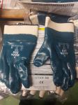 nitrilne zaščitne rokavice s tekstilno podlogo in varnostna manšeta