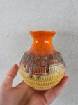 Vaza, oranžne barve,  v lava tehniki, vintage