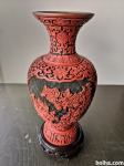 Kitajska vaza ročno izrezljana