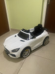 Otroški električni avtomobil Mercedes - AMG GT R