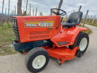 Vrtni traktor Kubota DIZEL G2HST PRO kosilnica