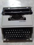 Retro pisalni stroj Olivetti Dora
