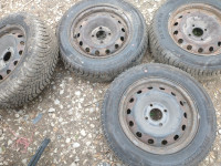 gume Pnevmatike Nexen 185/65/14 letnik 10.2020 profil kot novo feltne