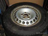 16-col, rabljene zimske pnevmatike VW T5, Michelin 215/65/16 na pla...