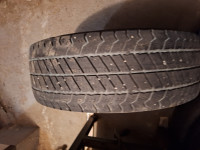 Pnevmatike Barum 215/65/16C celoletna Količina: 4