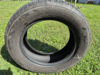 Pnevmatike Kumho 215/55/16 poletna Količina: 2