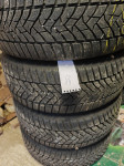 D19 4x zimska pnevmatika Dunlop 205/50R17