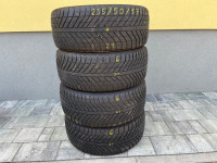 CELOLETNE Pnevmatike Goodyear VECTOR 4 SEASONS 235/50/17