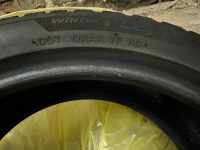 Pnevmatike Hankook 205/45/17 zimska Količina: 2