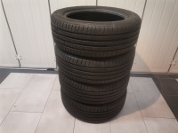 Pnevmatike Hankook 215/55/17 poletna Količina: 4
