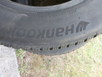 Pnevmatike Hankook 215/60/17 zimska Količina: 4