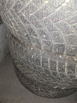 Pnevmatike Bridgestone 215/45/18 zimska Količina: 4