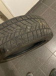 Pnevmatike Goodyear 225/55/18 zimska Količina: 4