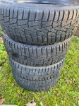 Pnevmatike Nexen 215/55/17 zimska Količina: 4