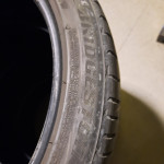 Pnevmatike Bridgestone 235/40/19 poletna Količina: 4
