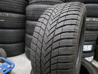 Pnevmatike Bridgestone 255/50/19 zimska Količina: 2