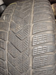 Pnevmatike Pirelli 235/55/19 zimska Količina: 4