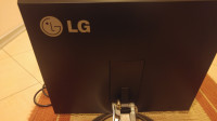 LG Flatron L1970HQ