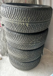 Pnevmatike Michelin 255/40/20 zimska Količina: 4