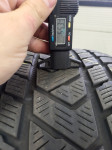 Pnevmatike Pirelli 255/45/20 zimska Količina: 2
