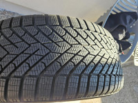 Pnevmatike Pirelli 255/45/20 zimska Količina: 4