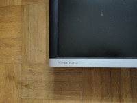 Zaslon HP Compaq LA2405x